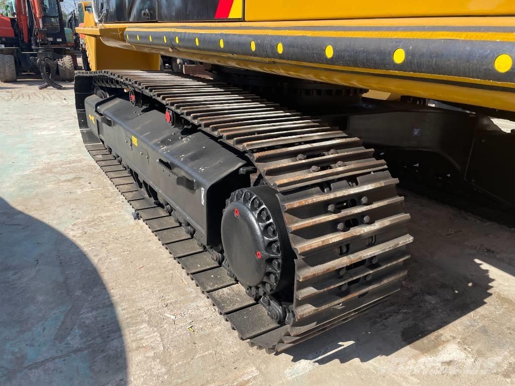 CAT 330 D Lánctalpas kotrók