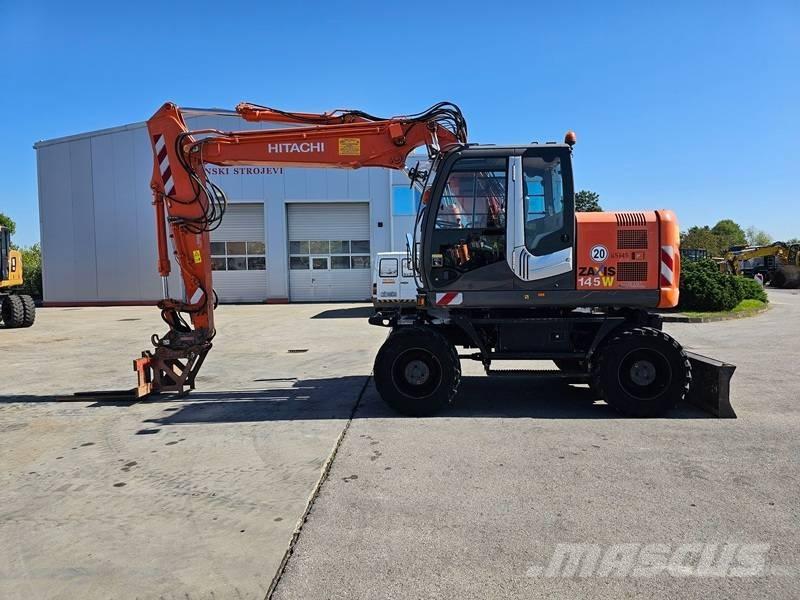 Hitachi ZX 145 W-3 Gumikerekes kotrók