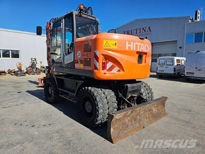 Hitachi ZX 145 W-3 Gumikerekes kotrók