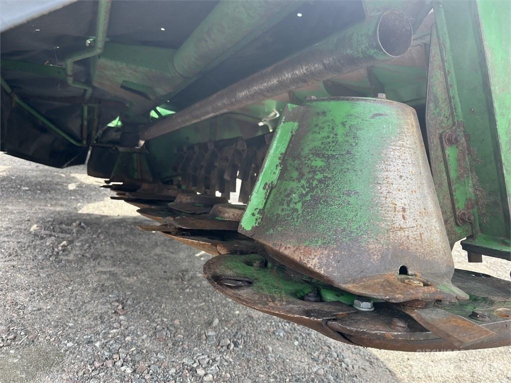 John Deere CC388, Öntöző Kaszák