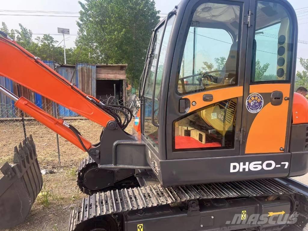 Doosan DH 60 Mini kotrók < 7t