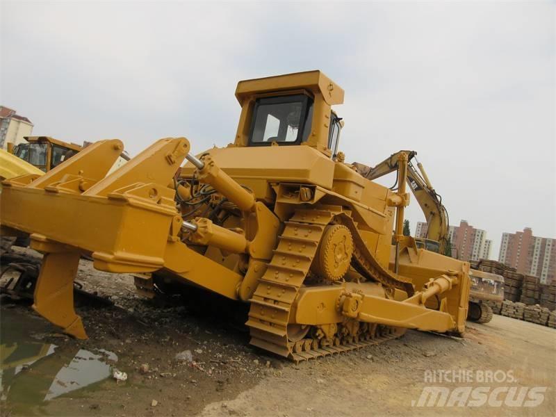 CAT D 10 lánctalpas dózerek