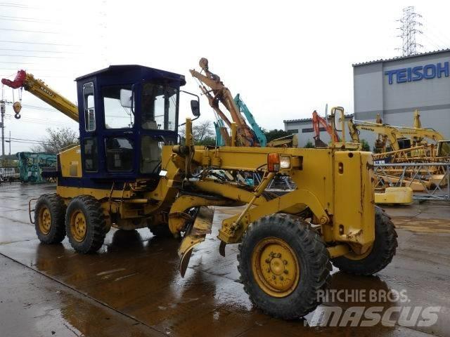 Komatsu GD405A-2 Gréderek