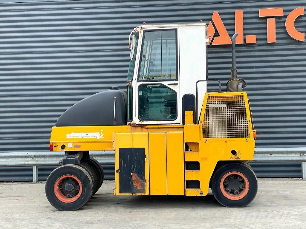 Dynapac CP 142 Pneumatikus kerekes hengerek