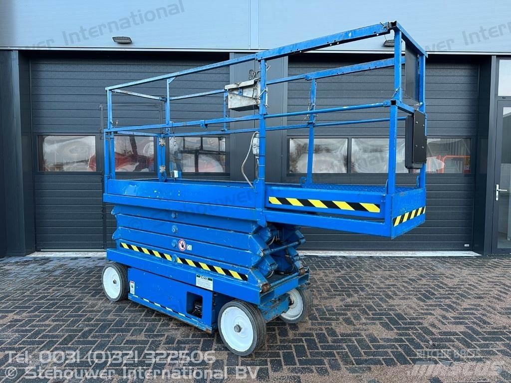 SkyJack SJ3226 Ollós emelők