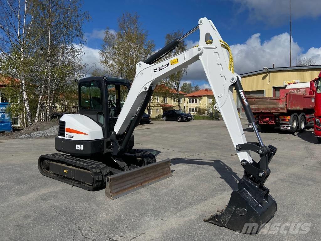 Bobcat E 50z Mini kotrók < 7t