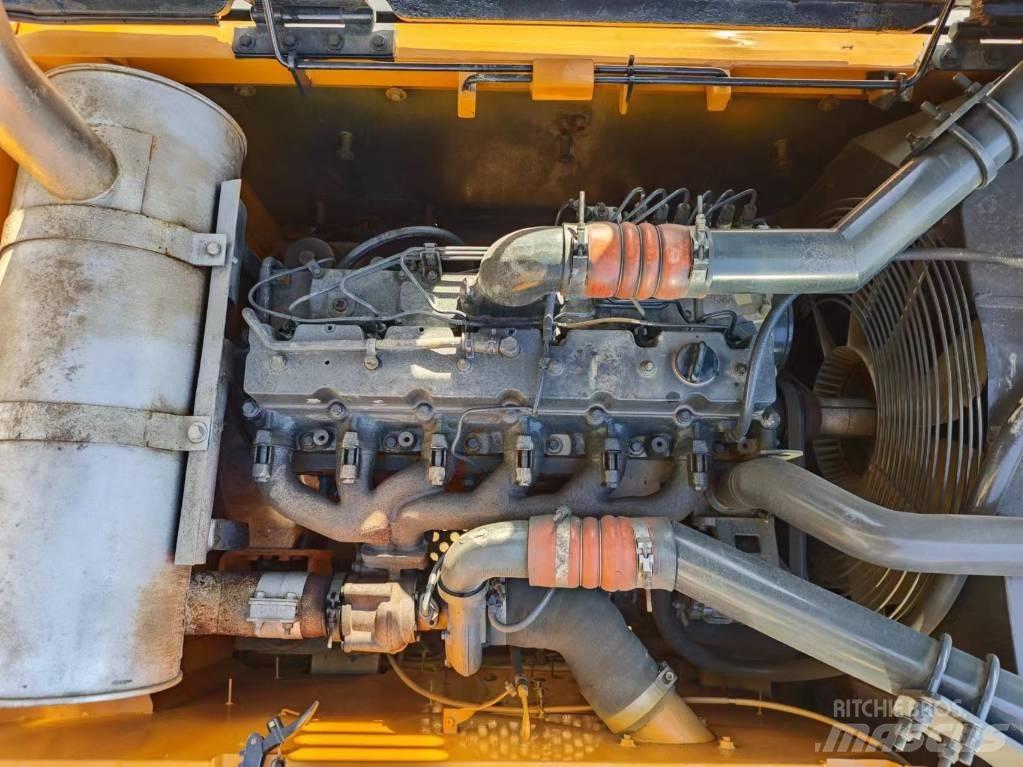 Hyundai 330LC-9S Lánctalpas kotrók