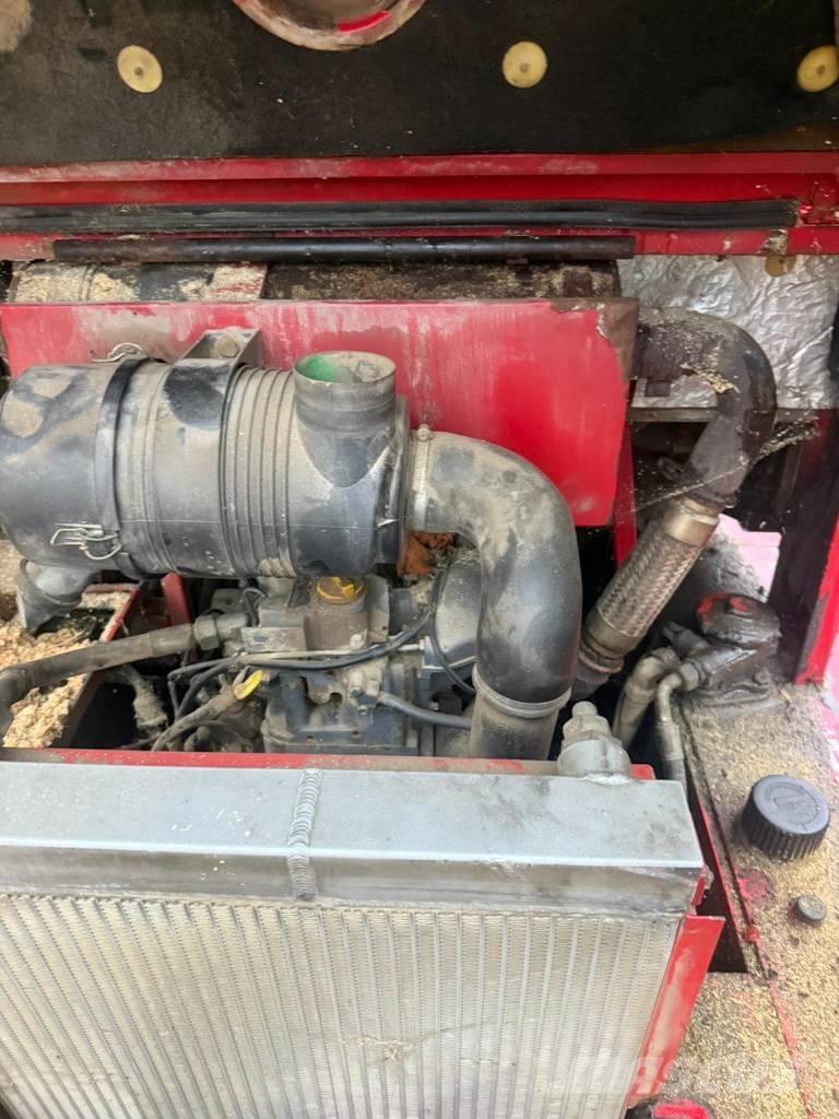 Weidemann 3006 Motorok