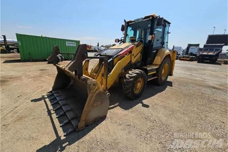 CAT 426F2 TLB Kotrórakodók