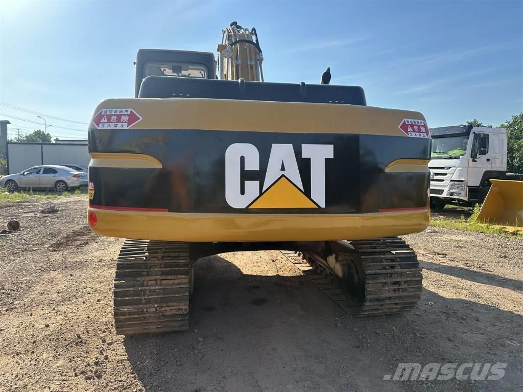 CAT 320 B L Lánctalpas kotrók