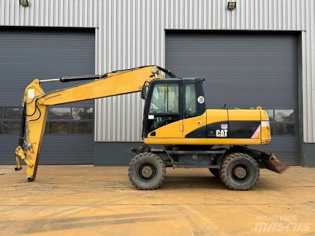 CAT M315D Gumikerekes kotrók