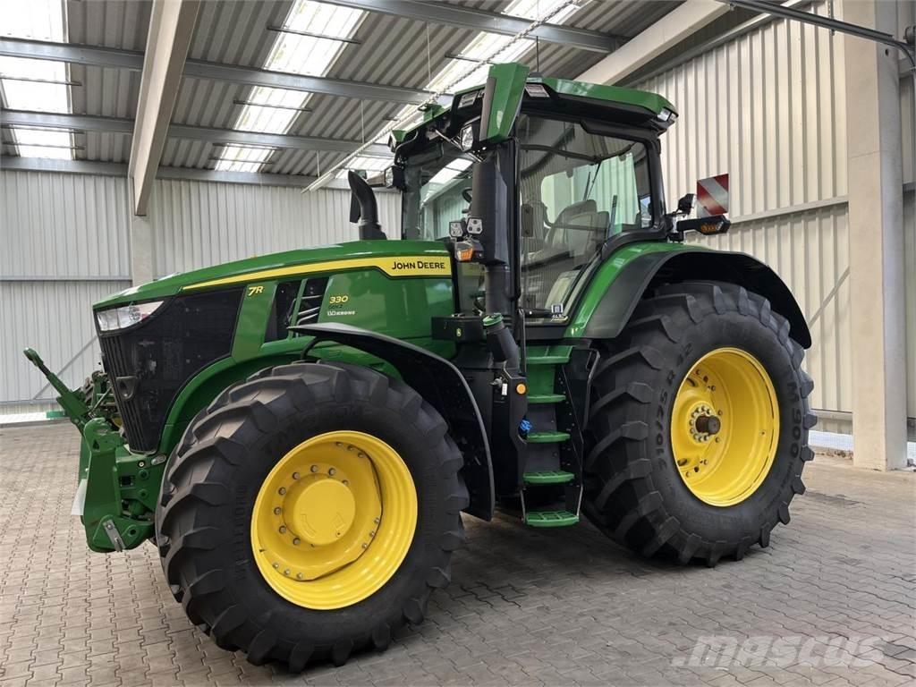 John Deere 7R 330 Traktorok