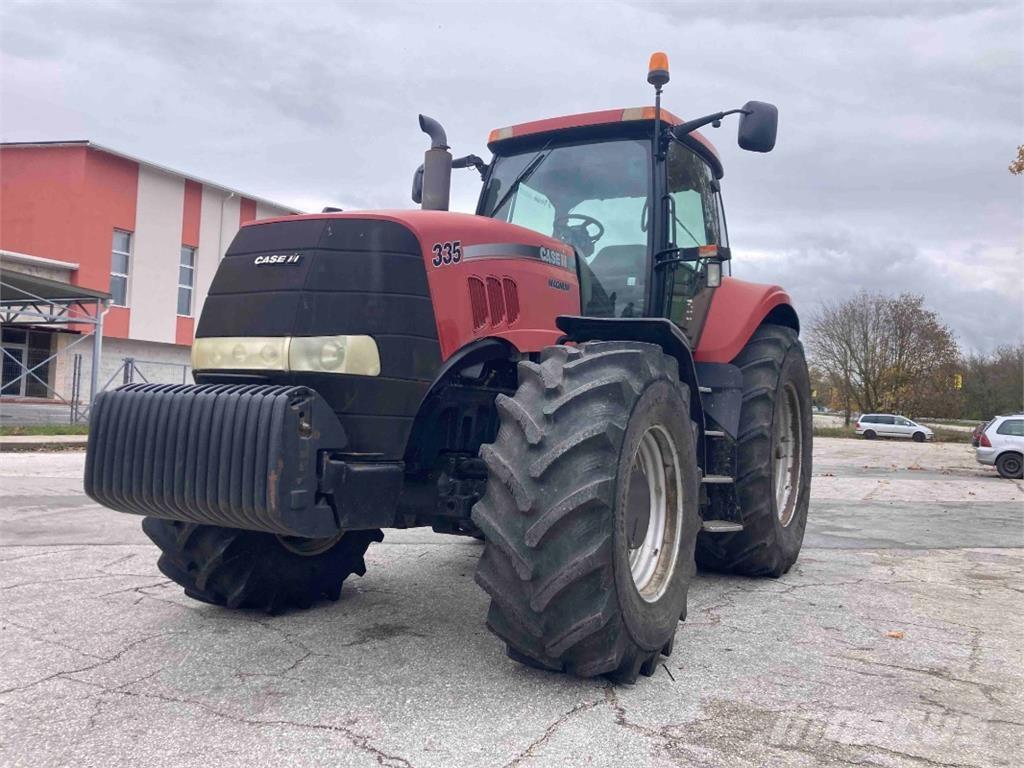 Case IH magnum 335 Traktorok