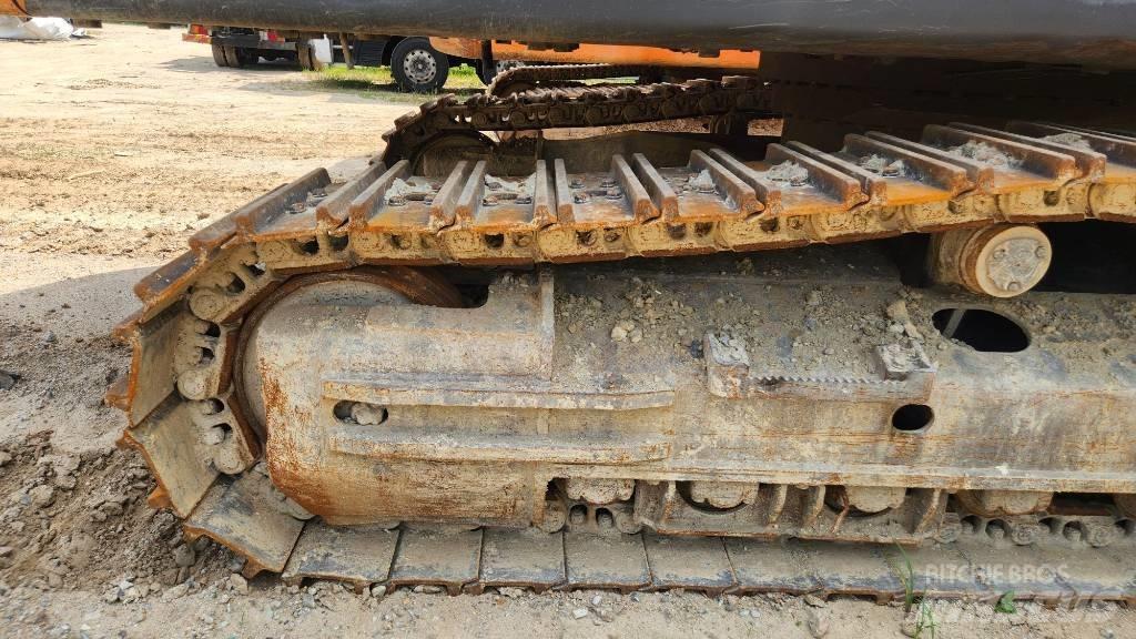 Doosan DX 300 LCA Lánctalpas kotrók