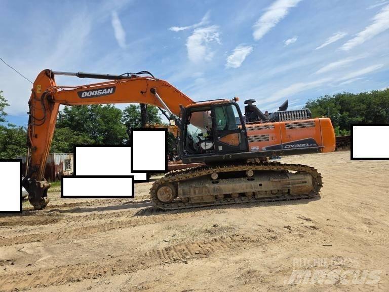 Doosan DX 300 LCA Lánctalpas kotrók