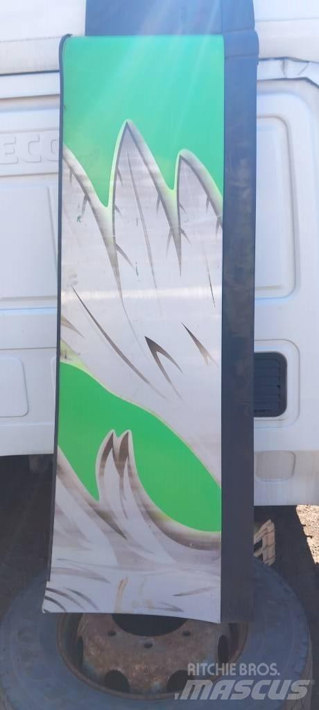Scania G 400  1804935 Vezetőfülke és belső tartozékok