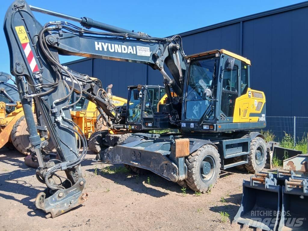 Hyundai HW 145 Gumikerekes kotrók