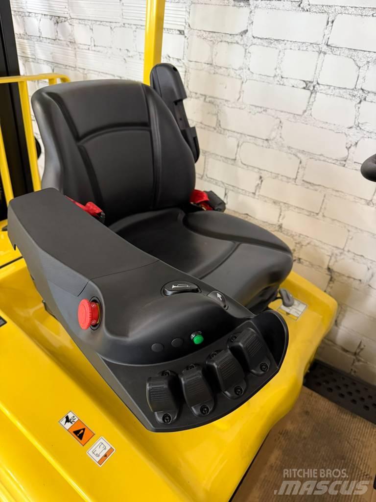 Hyster J1.6XN Elektromos targoncák