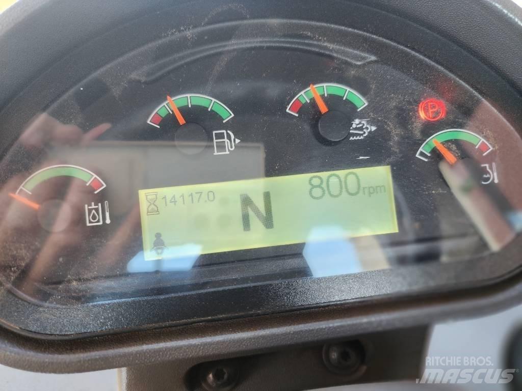 CAT 938M Gumikerekes homlokrakodók
