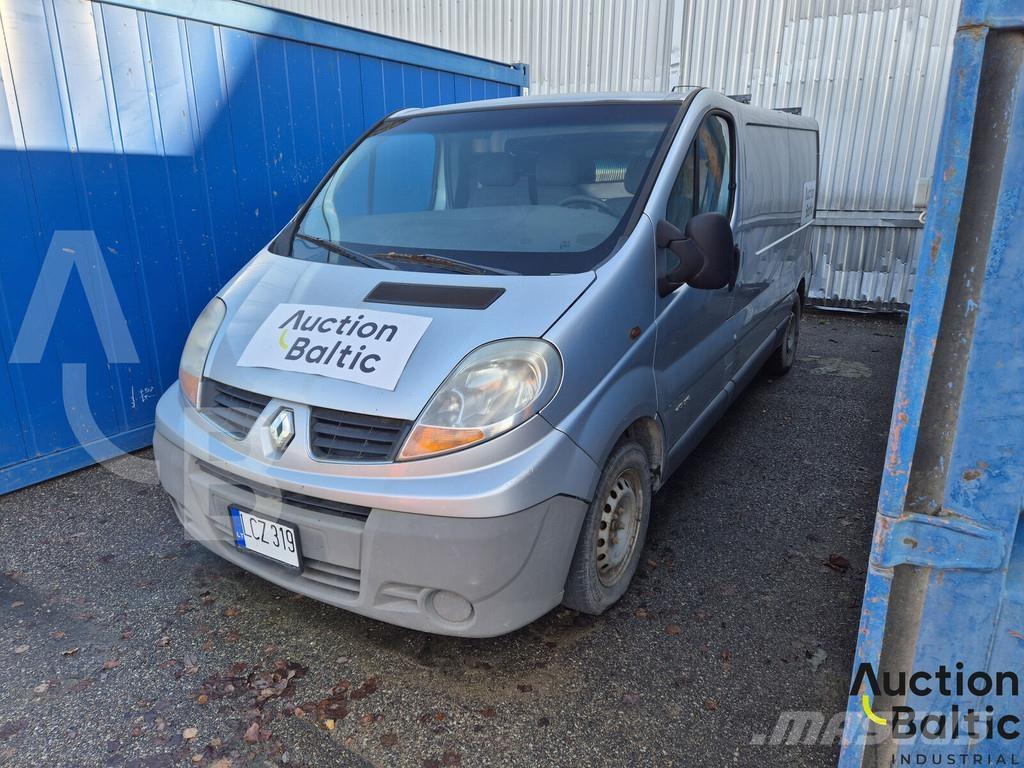 Renault Trafic Kistehergépjárművek