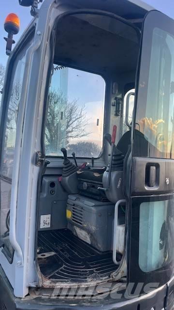 New Holland E 50 Mini kotrók < 7t