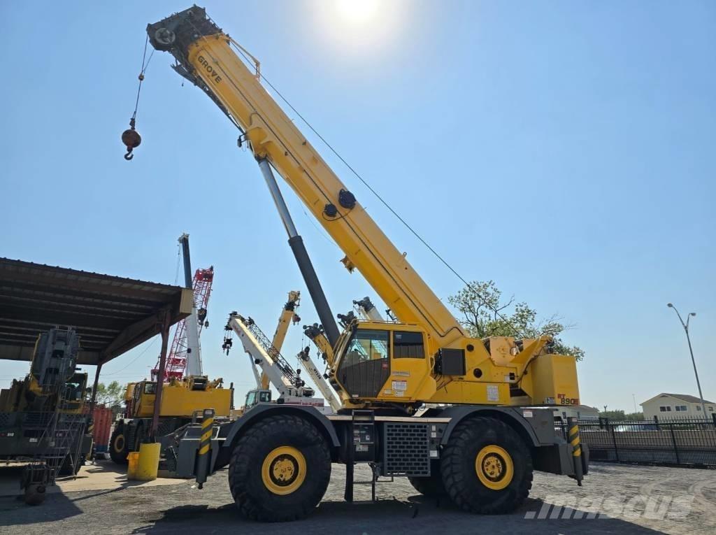 Grove RT 890 E Mobil daruk