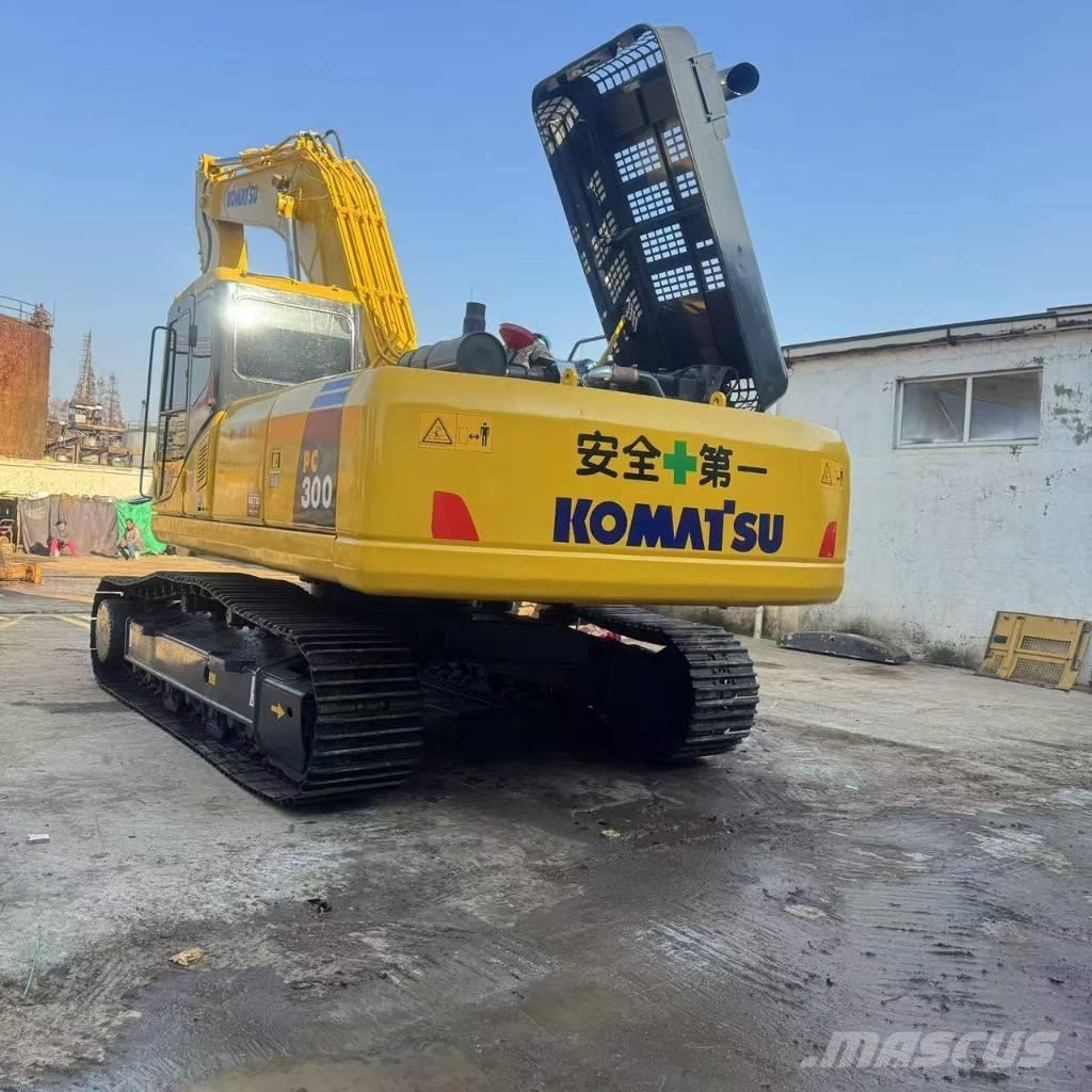 Komatsu PC 300 Lánctalpas kotrók