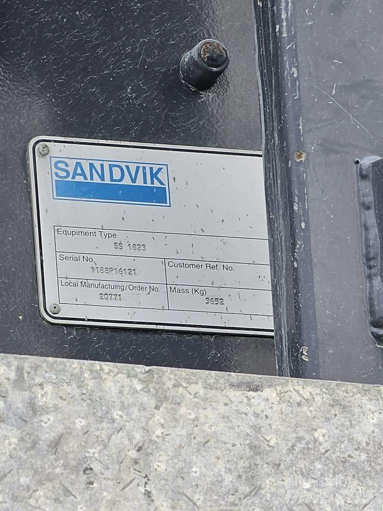 Sandvik UH 640 Mobil törőgépek