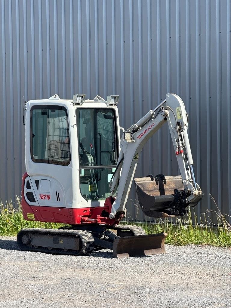 Takeuchi TB 216 Mini kotrók < 7t