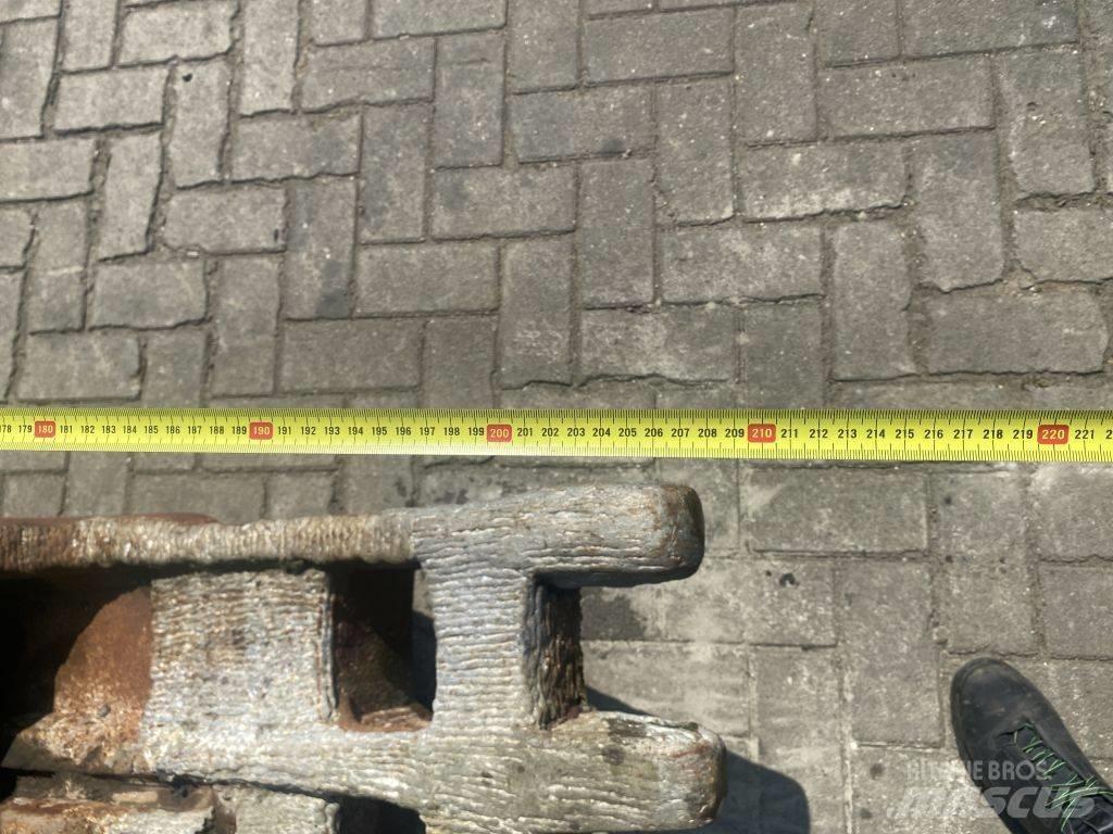  Crusher CW 30 Vágószerkezetek