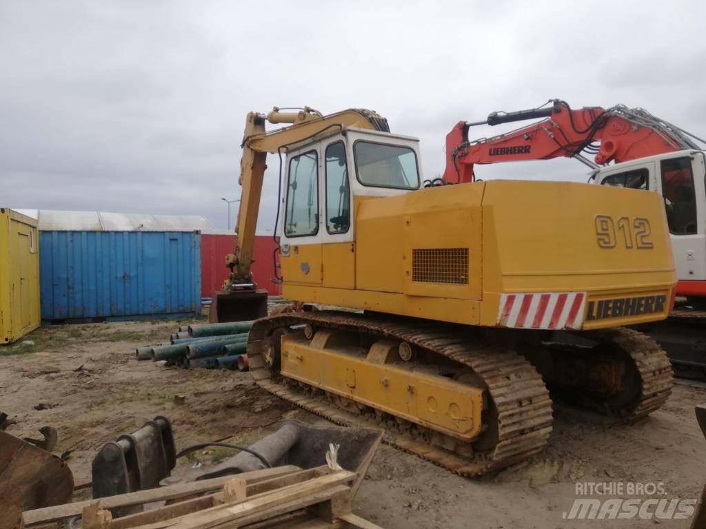 Liebherr R 912 Lánctalpas kotrók