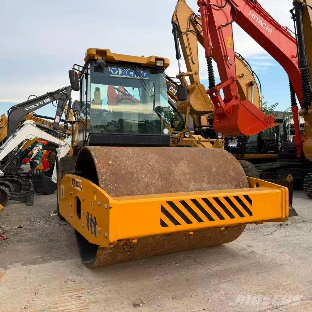 XCMG XS 143 Egydobos hengerek