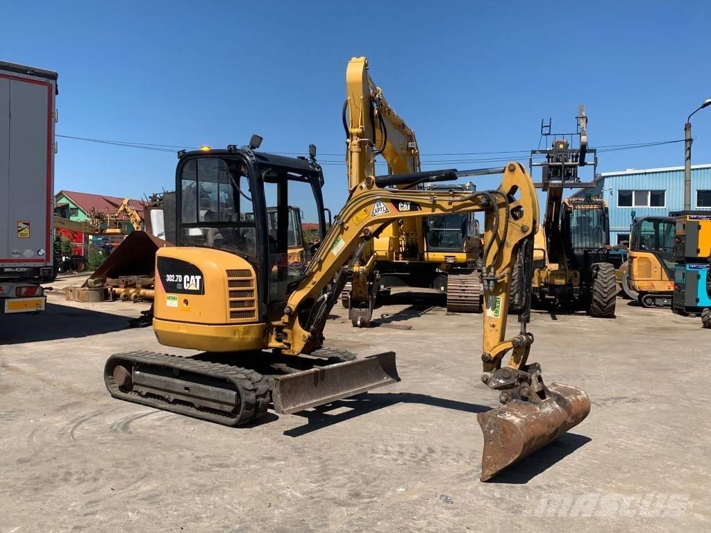 CAT 302.7 D CR Mini kotrók < 7t