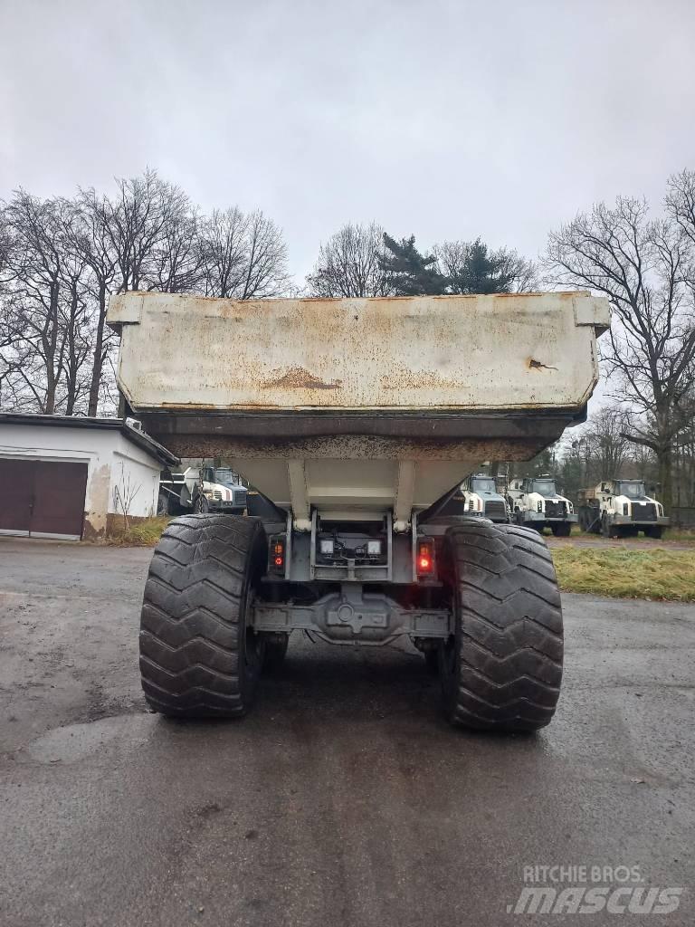 Terex TA 300 Csuklósdömperek