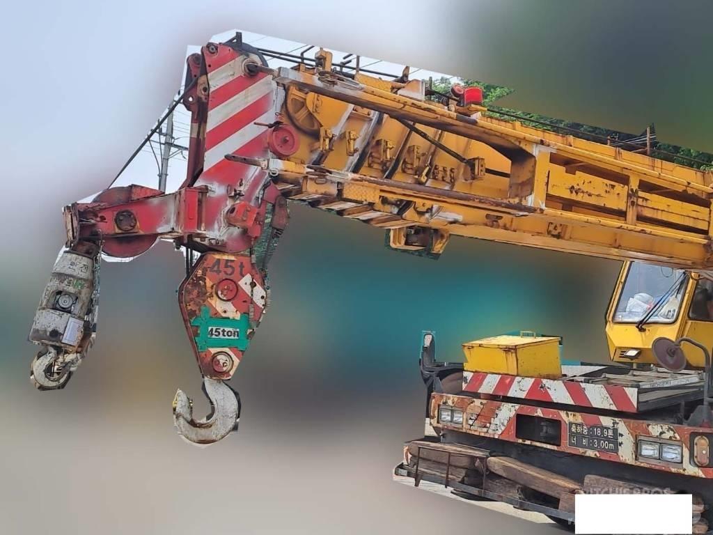 Tadano TR 500 M-2 Mobil daruk