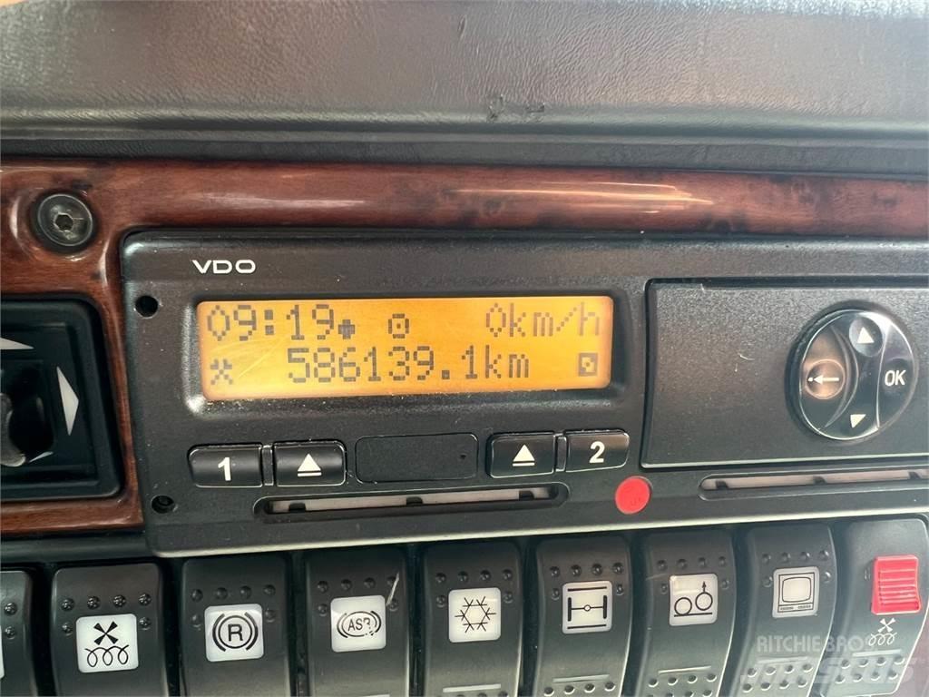 Bova FUTURA 6X2 Fülkés alváz