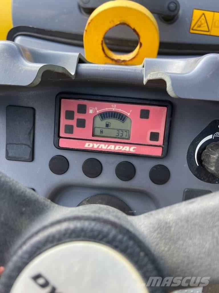 Atlas Copco cc 800 Ikerdobos hengerek