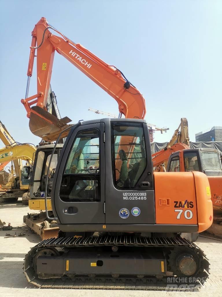 Hitachi ZX 70 Lánctalpas kotrók