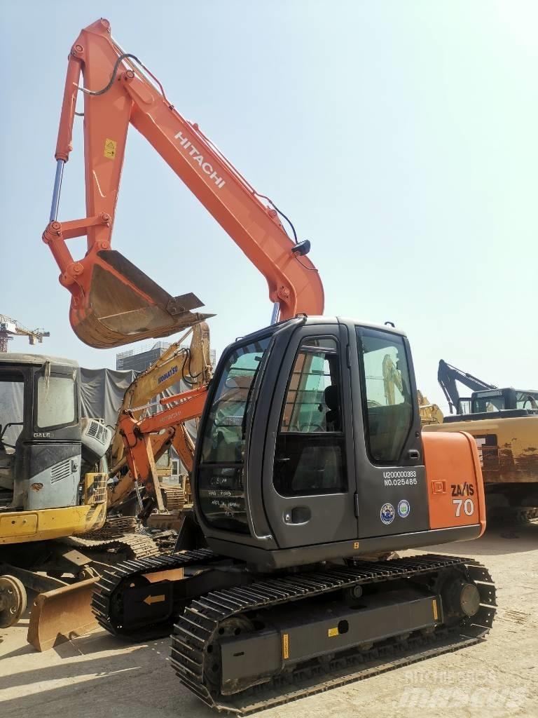 Hitachi ZX 70 Lánctalpas kotrók