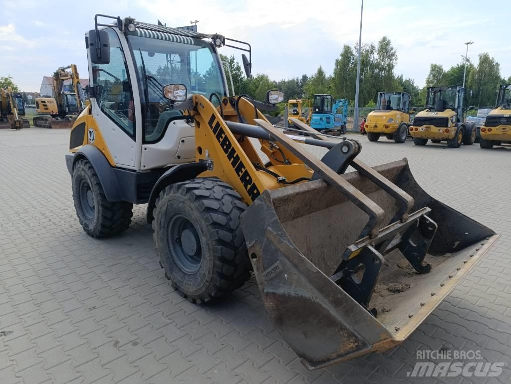 Liebherr L508C Gumikerekes homlokrakodók