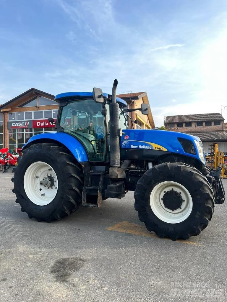 New Holland T 7060 Traktorok