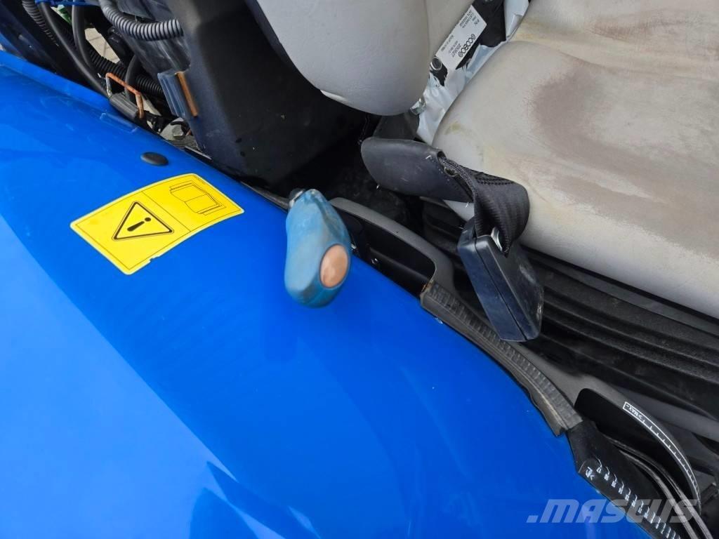New Holland T 4.75 V Traktorok