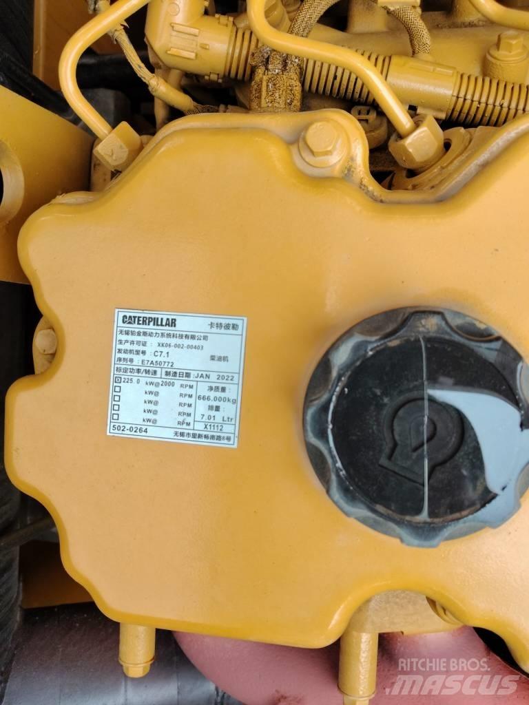 CAT 330 GC Lánctalpas kotrók