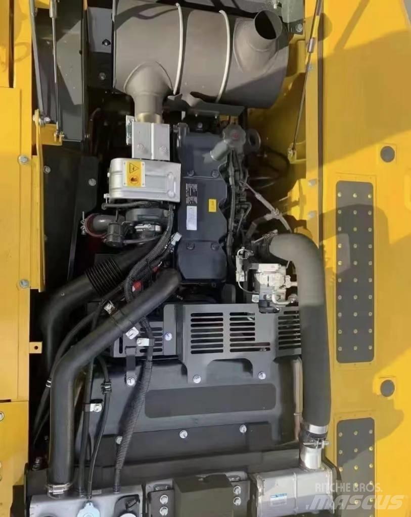 Komatsu PC 200-8 Lánctalpas kotrók