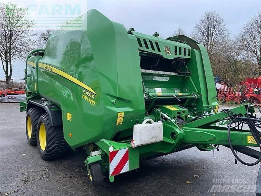 John Deere c451r Szögletes bálázók