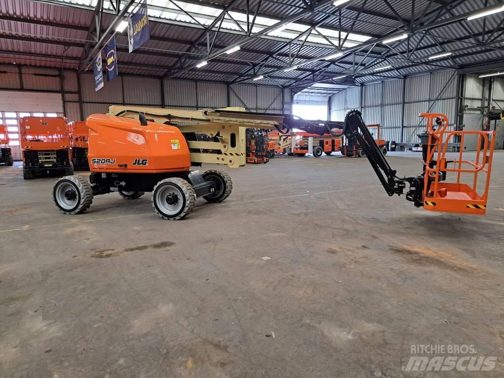 JLG 520 AJ (NEW 2024) Karos emelők
