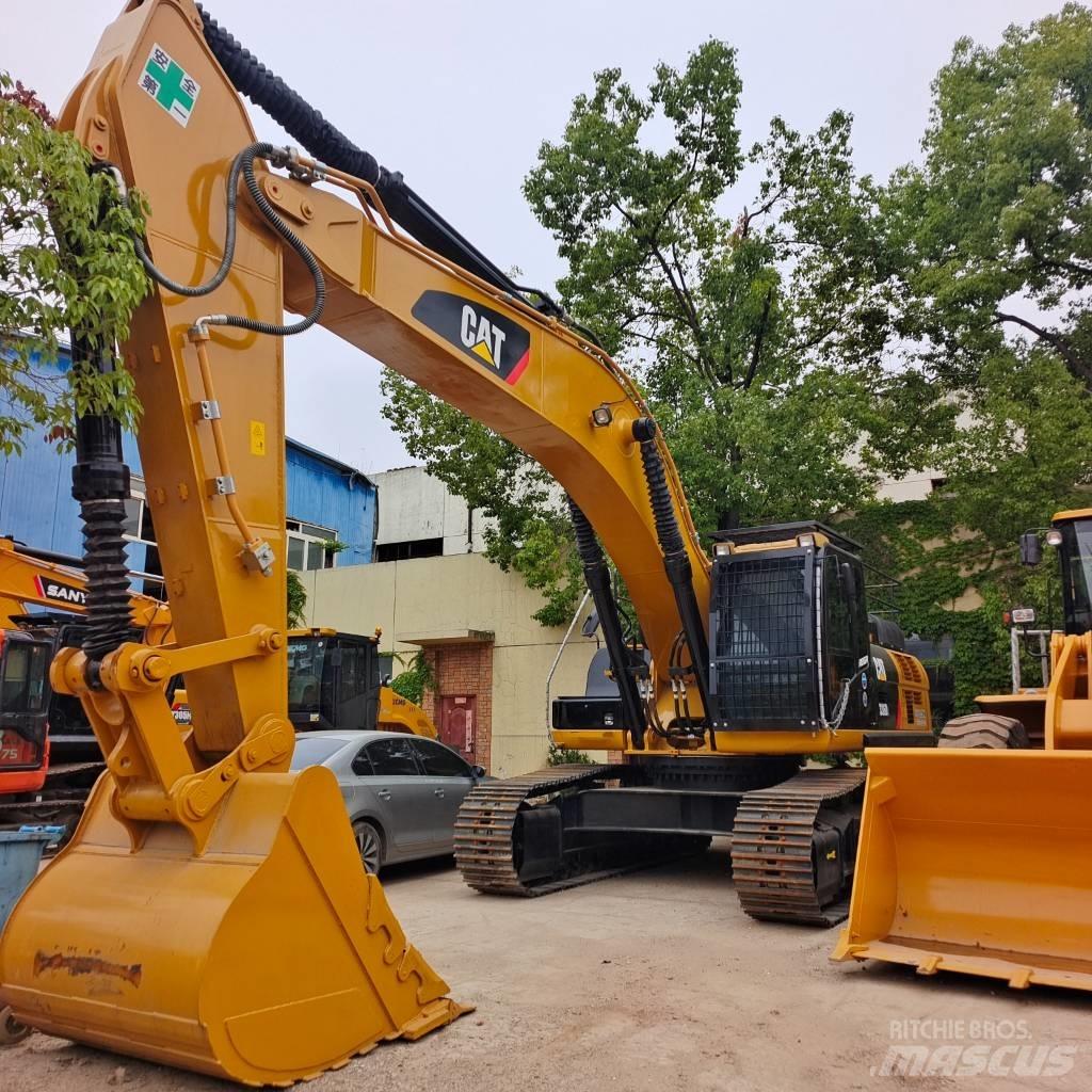 CAT 336D2 Lánctalpas kotrók
