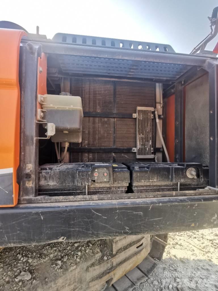 Doosan DX 380 Lánctalpas kotrók