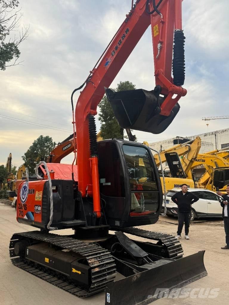 Hitachi ZX 70 Mini kotrók < 7t