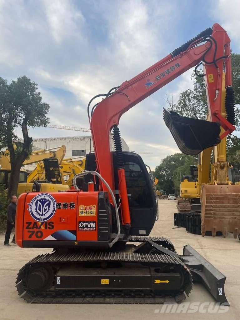 Hitachi ZX 70 Mini kotrók < 7t